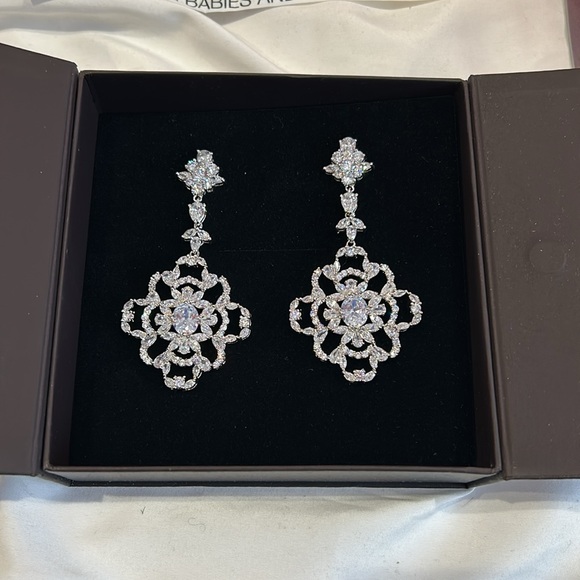 Stunning Byzantine Swarovski Statement Earrings-Boutique - Picture 3 of 9
